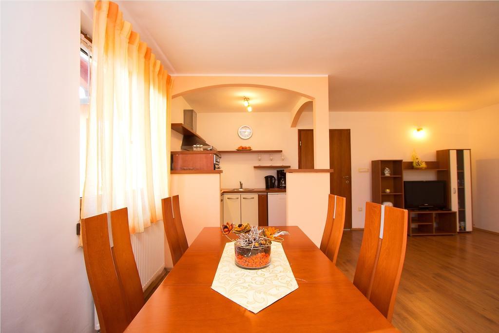 Apartments Matelici Divšići Rum bild