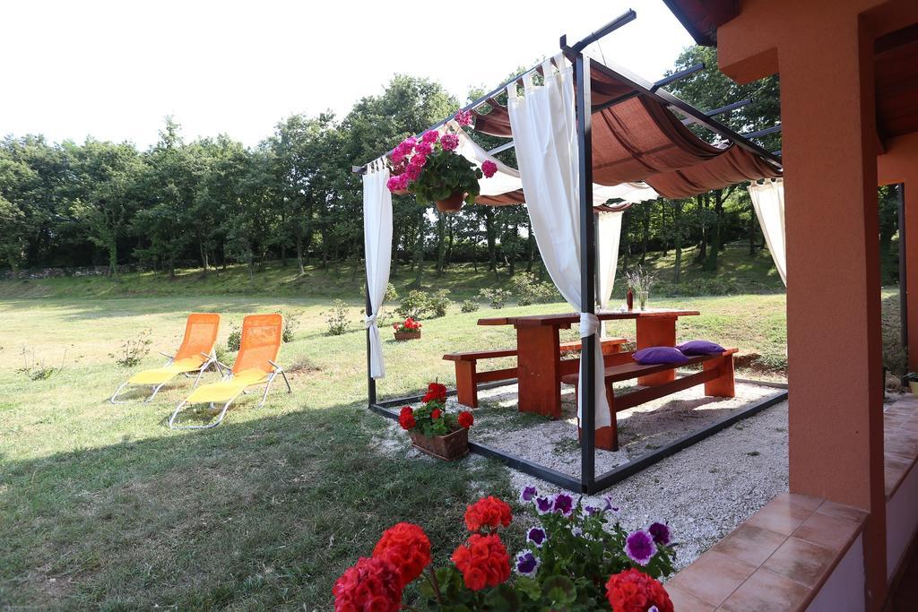 Apartments Matelici Divšići Exteriör bild